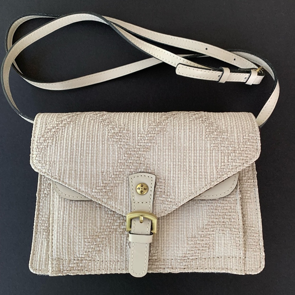 New Patricia Nash Elegant Cream Textured Women's Bag, Discounted Shipping